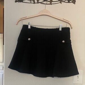 Bundle 2 for $20! H&M bouclé skirt NWT
